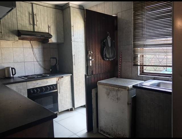 3 BEDROOM SIMPLEX TO LET IN SEA VIEW